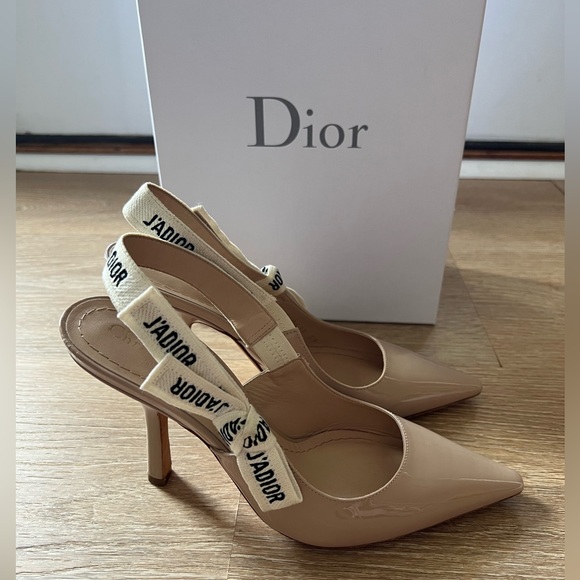 J'ADIOR SLINGBACK PUMP in Nude Patent Calfskin 10cm Heel - Picture 6 of 14
